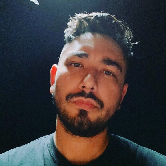 Meet your Posher, Brian - Picture 2 of 4